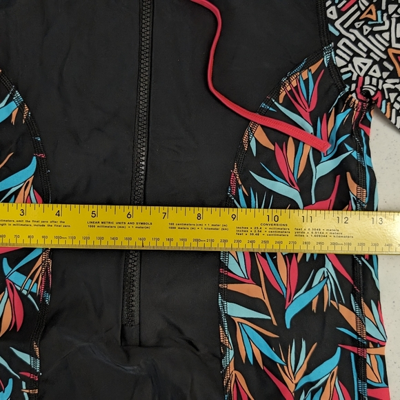 Lablanca Swimsuit Body Glove Snug Women M Technical Crossover - Picture 10 of 13